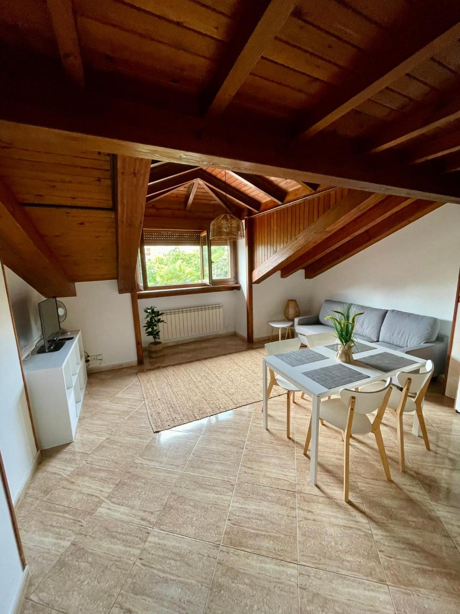 Appartamento La Santina Y Su Balcon Avilés Esterno foto